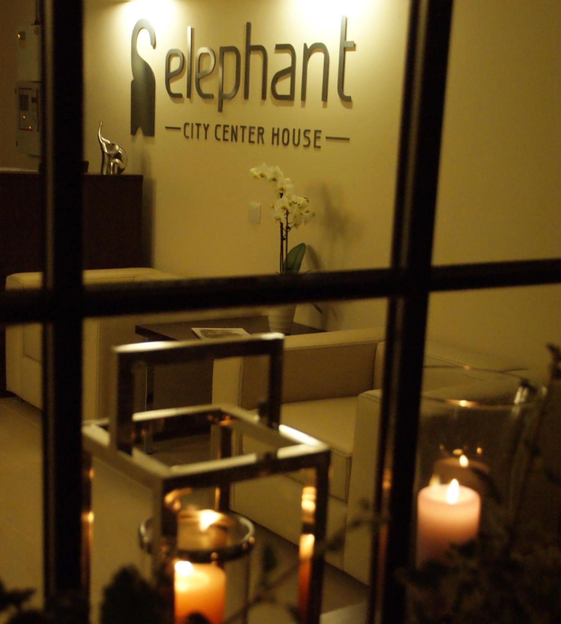 City Center House Elephant พอซนาน ภายนอก รูปภาพ